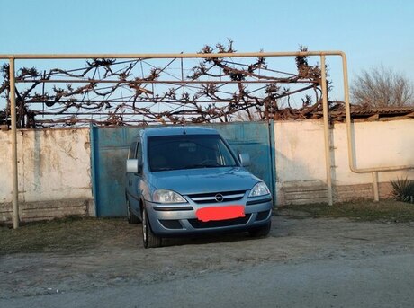 Opel Combo 2006