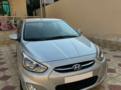 Hyundai Accent 2015