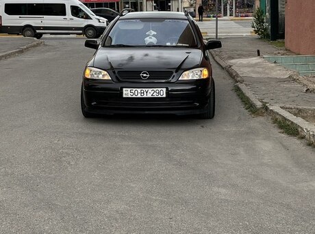Opel Astra 2000