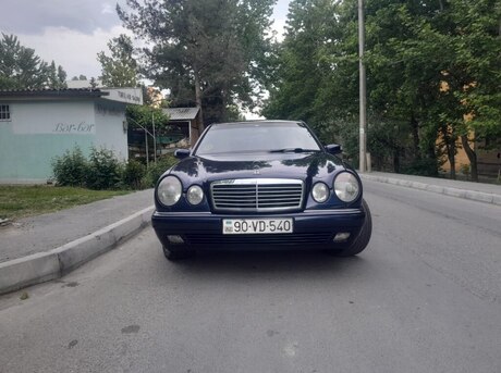 Mercedes E 240 1998
