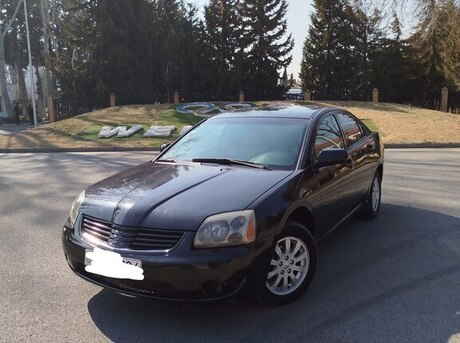 Mitsubishi Galant
