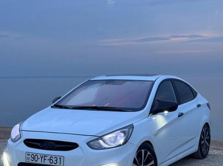 Hyundai Accent 2012