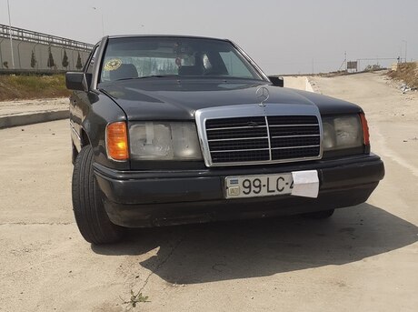 Mercedes E 200 d 1990