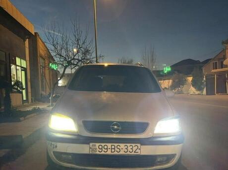 Opel Zafira 2000