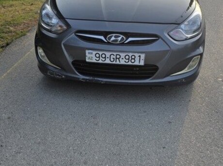 Hyundai Accent 2013