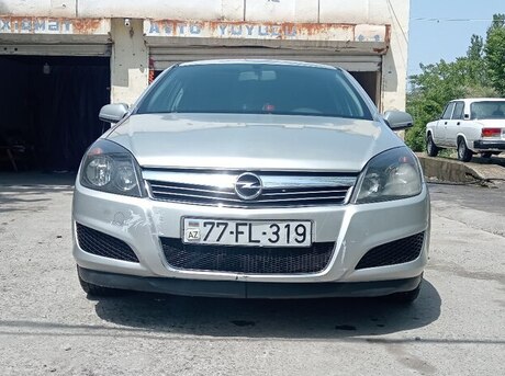 Opel Astra 2007