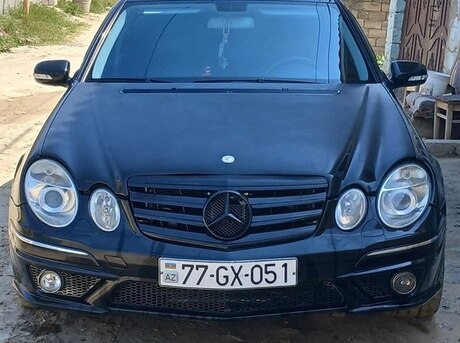 Mercedes E 500 2003