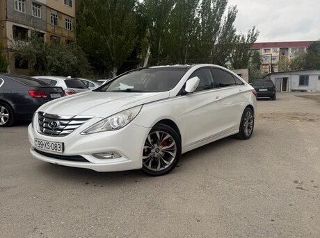 Hyundai Sonata 2011