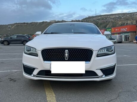 Lincoln MKZ