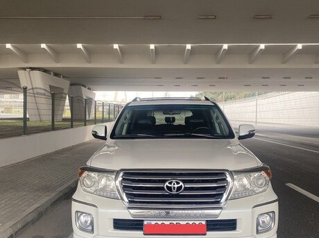 Toyota Land Cruiser 2010