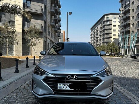 Hyundai Elantra 2018
