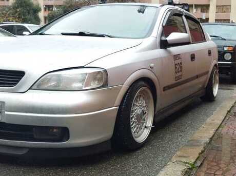 Opel Astra 2001