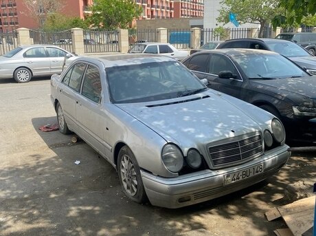 Mercedes E 290 1996