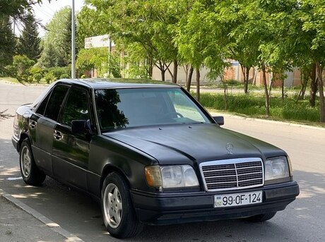 Mercedes E 300 d 1989