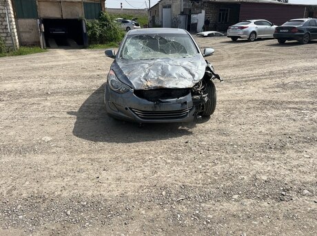 Hyundai Elantra 2014