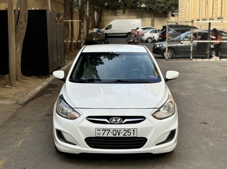 Hyundai Accent