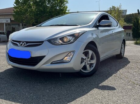 Hyundai Avante 2015