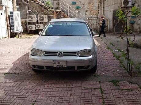 Volkswagen Golf 2001