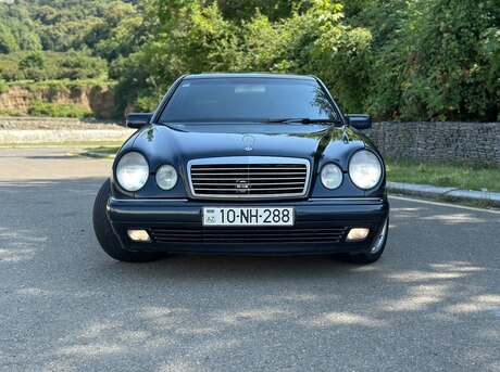 Mercedes E 240 1999