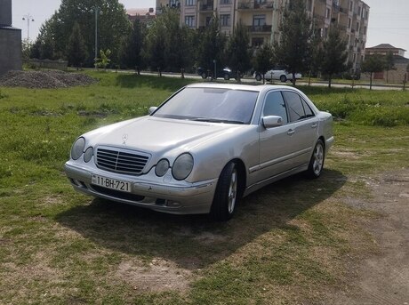 Mercedes E 320 2000
