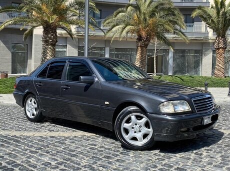 Mercedes C 220 d 2000