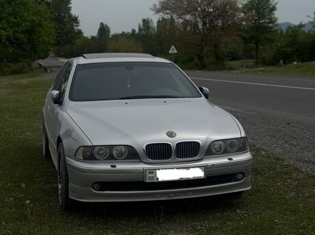 BMW 530 2001