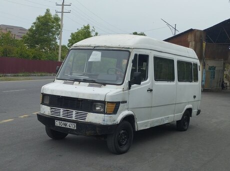 Mercedes 208 D 1985