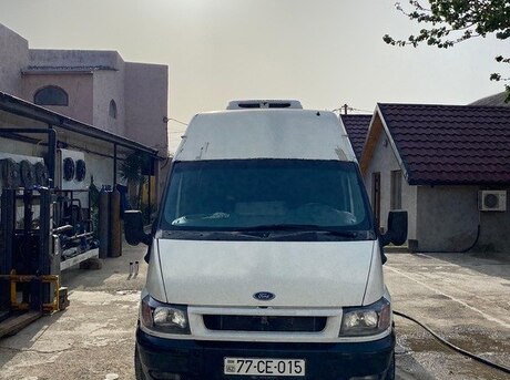Ford Transit 2000