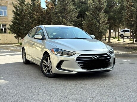 Hyundai Elantra 2017