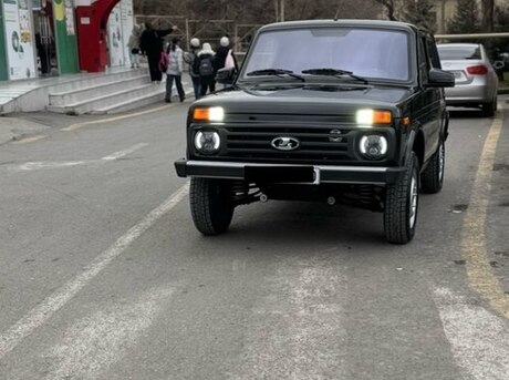 LADA (VAZ) Niva 2022