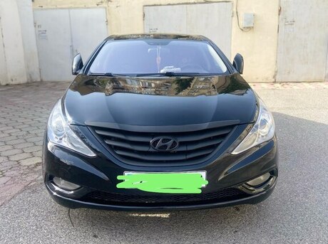 Hyundai Sonata 2010