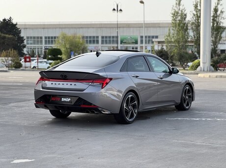 Hyundai  2023