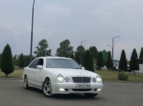 Mercedes E 320 2000