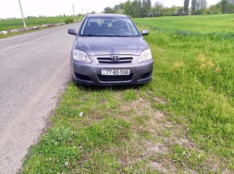 Toyota Corolla 2005
