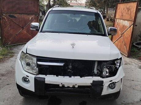 Mitsubishi Pajero 2007