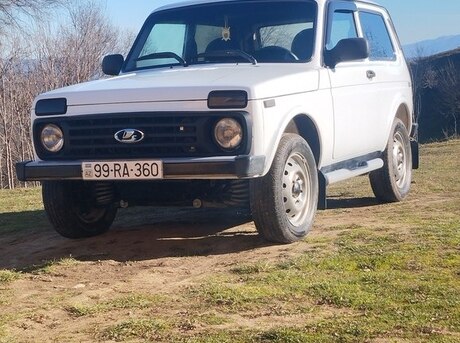 LADA (VAZ) Niva 2010