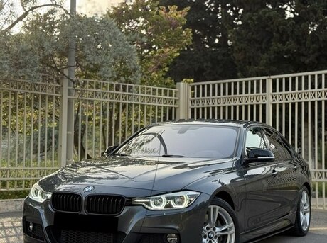 BMW 330 2018