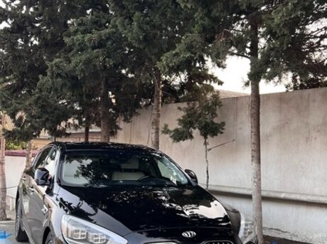 Kia Quoris 2013