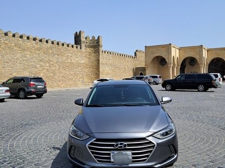 Hyundai Elantra 2017