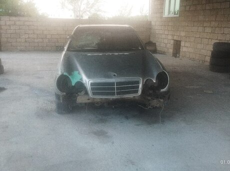 Mercedes E 220 d 1997