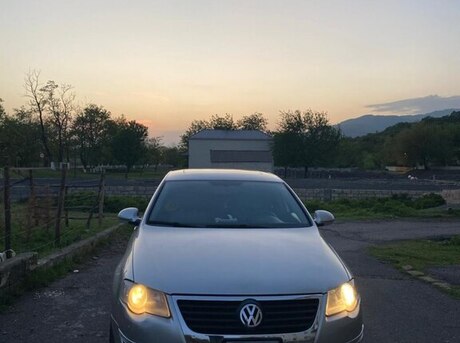 Volkswagen Passat 2005