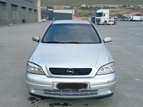Opel Astra 2000