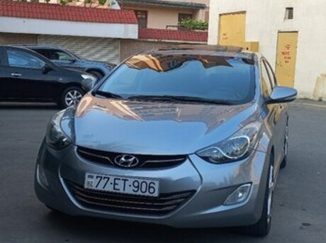 Hyundai Elantra 2013