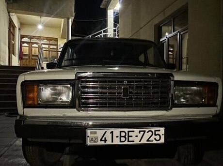 LADA (VAZ) 2107 2004