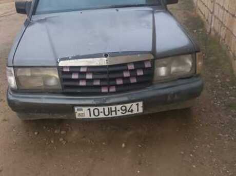 Mercedes 190 1988