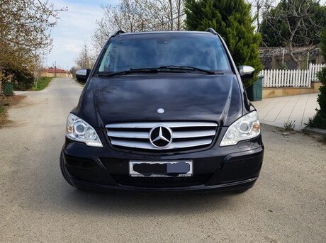 Mercedes Viano 2013