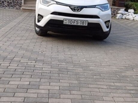 Toyota RAV4 2016