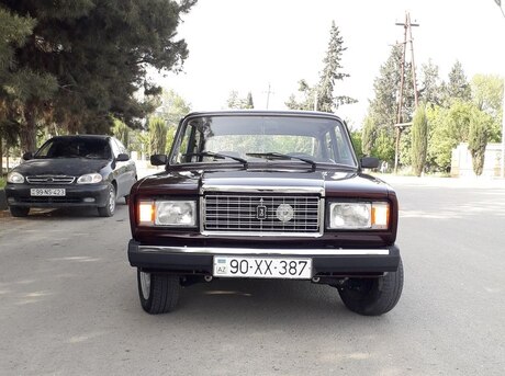 LADA (VAZ) 2107 2010