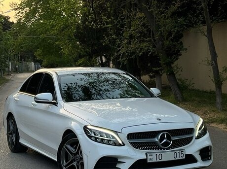 Mercedes C 200