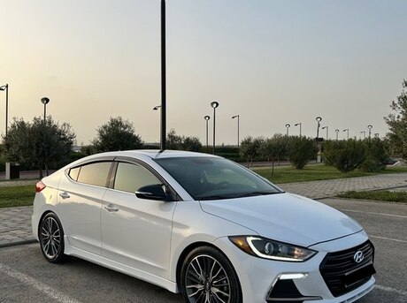 Hyundai Elantra 2018